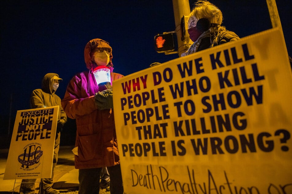 Activists gathered in Bloomington, Indiana, to protest the execution of Lisa Montgomery.