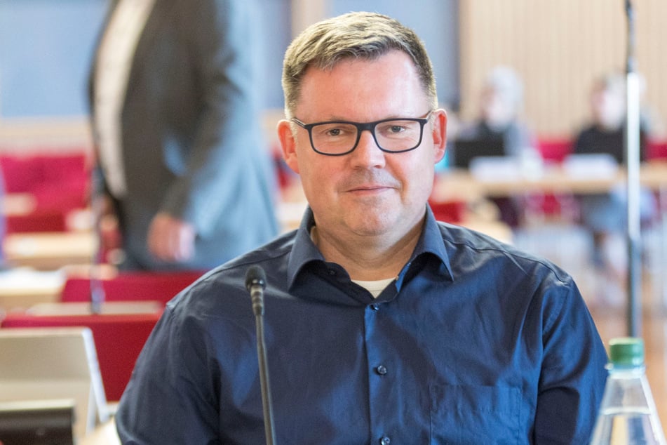 CDU-Stadtrat Mario Schmidt (50) weiß um die Bedeutung des Dixieland-Festivals für die Strahlkraft der Stadt Dresden.