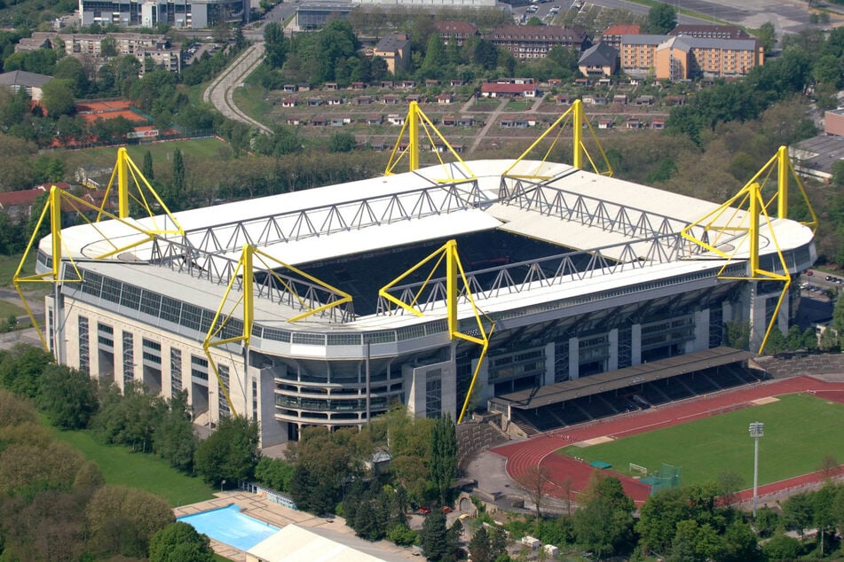 Der Signal Iduna Park heißt während der EM 2024 BVB Stadion Dortmund.