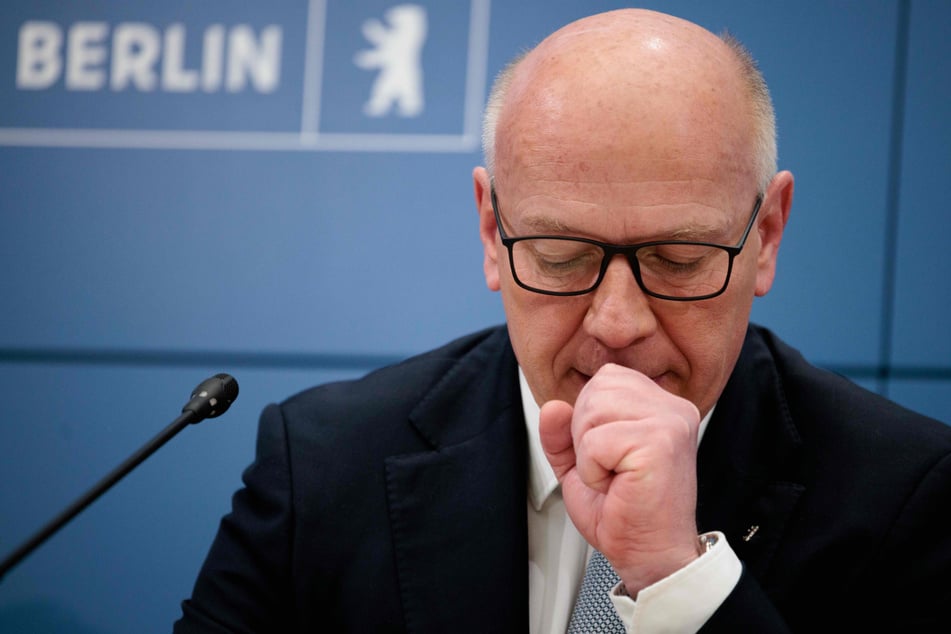 Kai Wegner (53, CDU) steht auch nach seiner Entschuldigung in der Kritik.