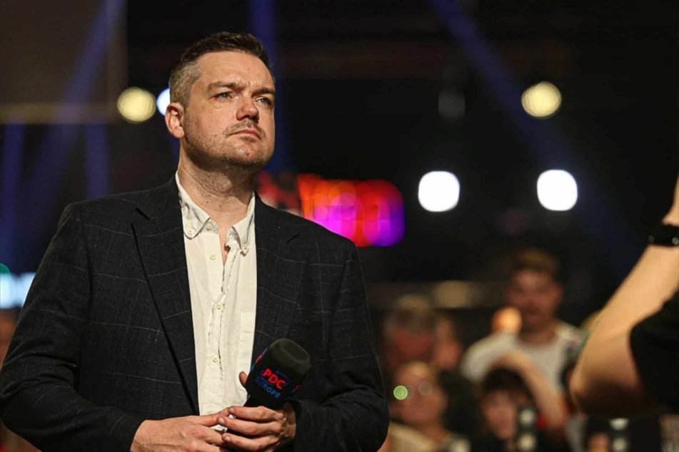 PDC-Kommentator Dan Dawson rät Dimitri Van den Bergh zur Rückkehr zu seiner alten Routine.