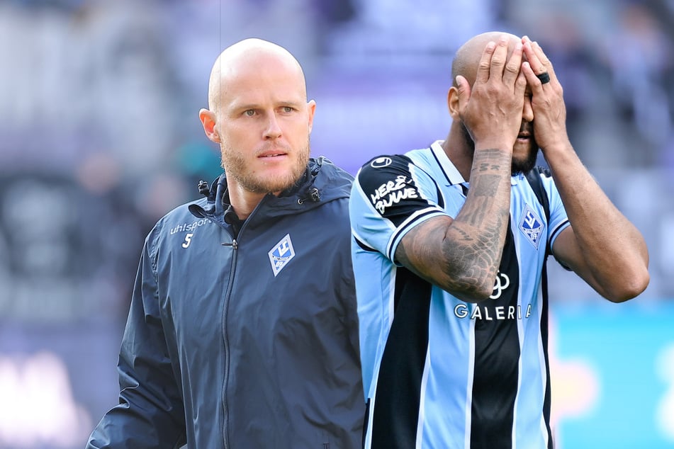 Zum Wegschauen! Ex-Kapitän Marcel Seegert (31, l.) und der frühere Torjäger Terrence Boyd (34, r.) sind in Mannheim nicht mehr gefragt.