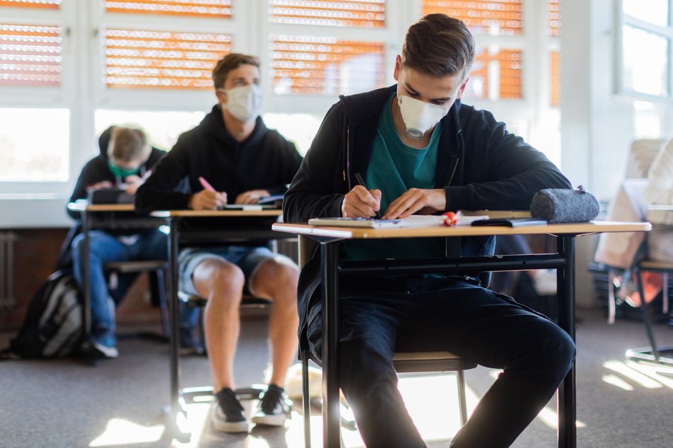 Ab dem 2. November ist in NRW die Maskenpflicht im Unterricht aufgehoben.