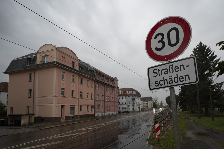 Stadt Zwickau warnt vor Straßenschäden