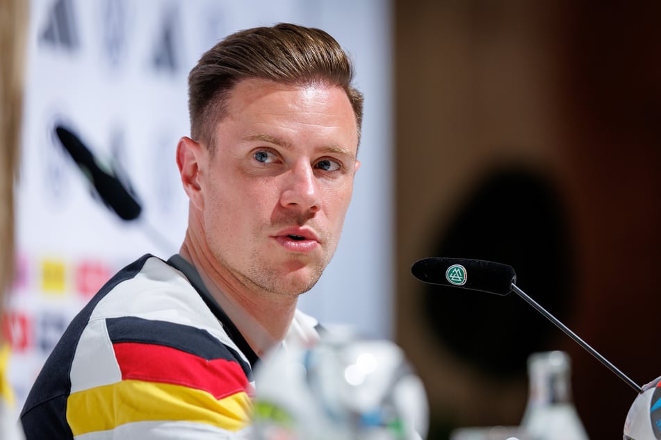 Torhüter Marc-André ter Stegen (33) wird zum dritten Mal Vater und erwartet mit seiner neuen Freundin das erste gemeinsame Kind.