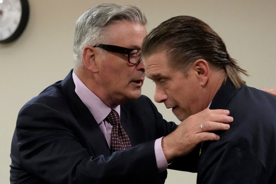 Alec Baldwin's brother, Stephen (r.), attended Wednesday's opening statements.