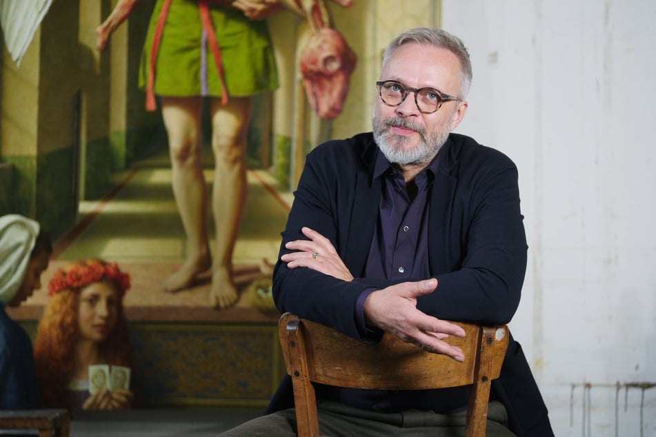 Michael Triegel in seinem Leipziger Atelier. Er arbeitet dort an Gemälden, Grafiken und Zeichnungen.