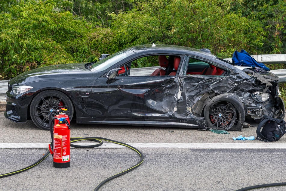 Zuvor war der Lastwagen mit einem BMW kollidiert.