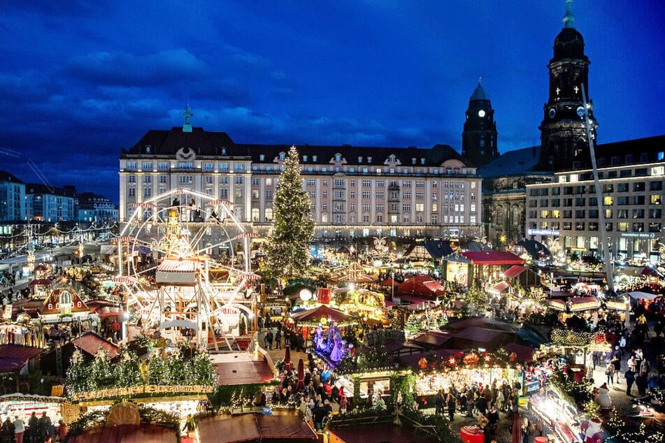 Seit 1434 begeistert der Dresdner Striezelmarkt als ältester Weihnachtsmarkt Deutschlands Besucher aus aller Welt.