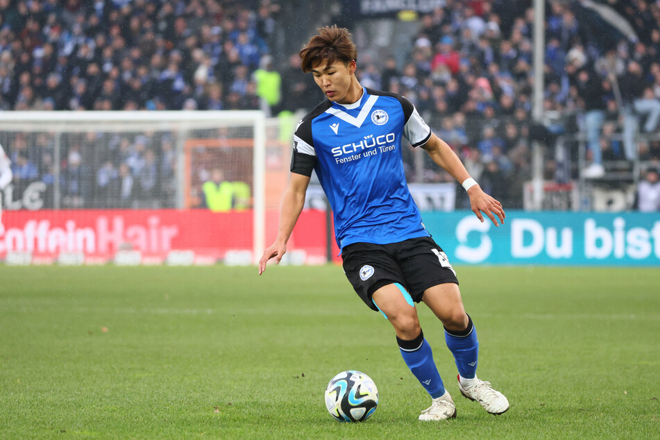 Kaito Mizuta (23) gehört in der aktuellen Saison zu den wenigen Lichtblicken bei Arminia Bielefeld. Nun hat er aber abseits des Rasens für Ärger gesorgt.