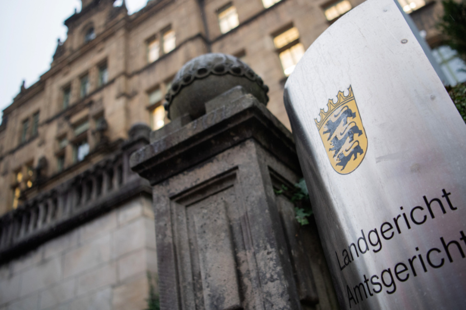 Nach sexuellem Missbrauch ihres Sohnes wurde die Mutter vom Tübinger Landgericht zu einer Bewährungsstrafe verurteilt. (Archivbild)