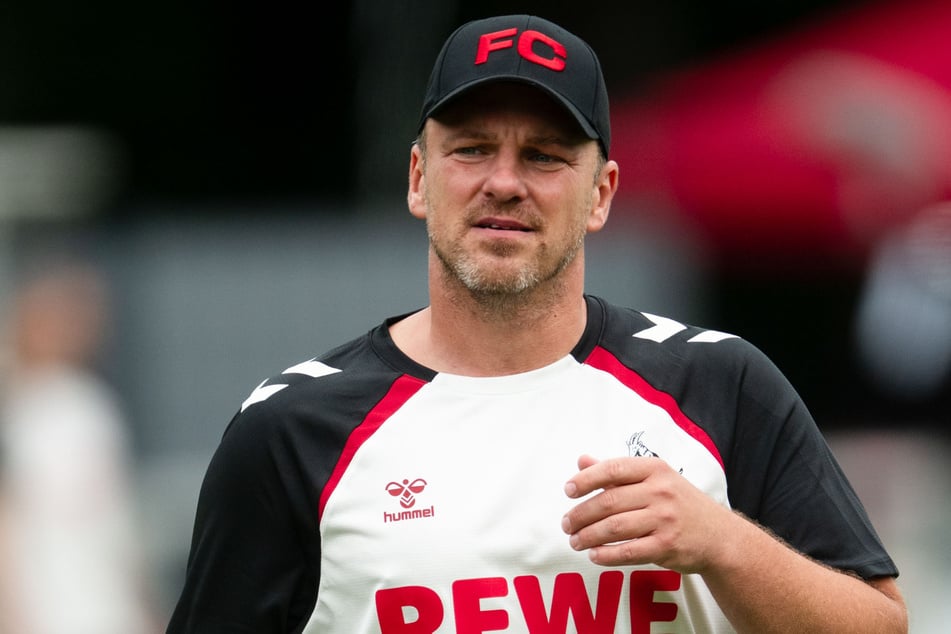 Kölns neuer Trainer Lukas Kwasniok (44) will sich Zeit nehmen, um (s)einen Kapitän zu wählen.