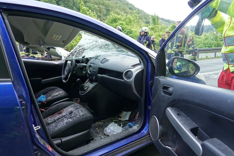 Der Fahrer kam leicht verletzt davon.