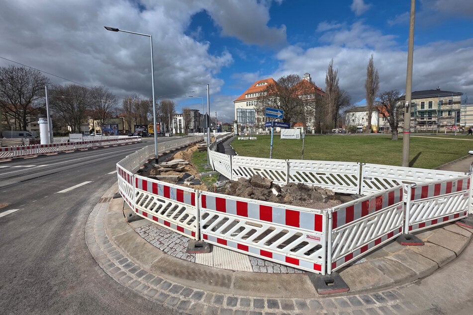 Die Lübecker Straße ist für Cotta eine der wichtigsten Straßen für Bahn- und Autoverkehr.