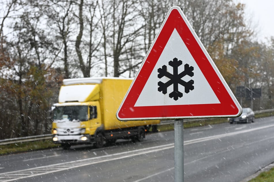 Verkehrsteilnehmer sollten sich in den nächsten Tagen vor Glätte in Acht nehmen.
