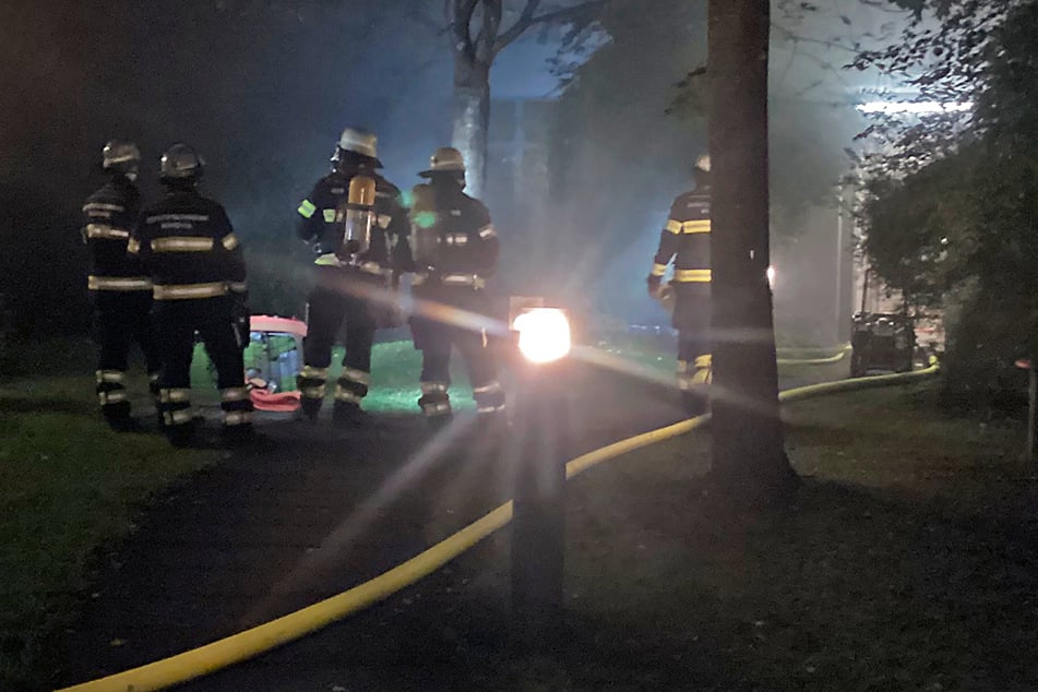 Die Einsatzkräfte der Münchner Feuerwehr mussten am gestrigen Mittwochabend zu einem Brand in die Westendstraße ausrücken.