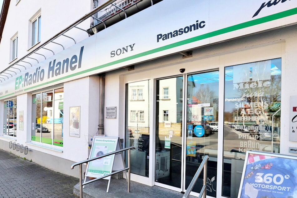 Faires Gehalt, Firmenwagen und ein tolles Team wartet in dieser Dresdner Firma