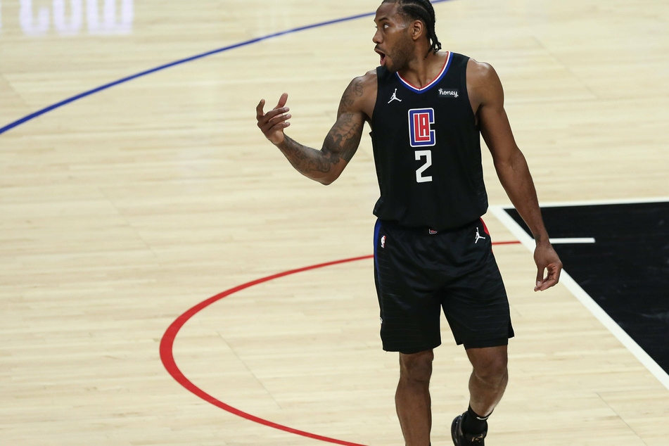 Kawhi Leonard scored 36 points for the Clippers in their crucial win.
