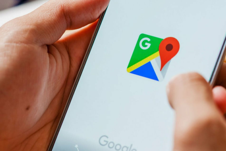 Mit der Anwendung Google Maps soll man schon bald weltweit bei vielen Verkehrsbetrieben die Tickets zahlen können.