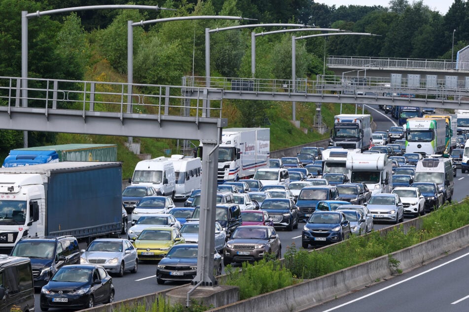 Mega-Stau auf der A7: Das ist der Grund
