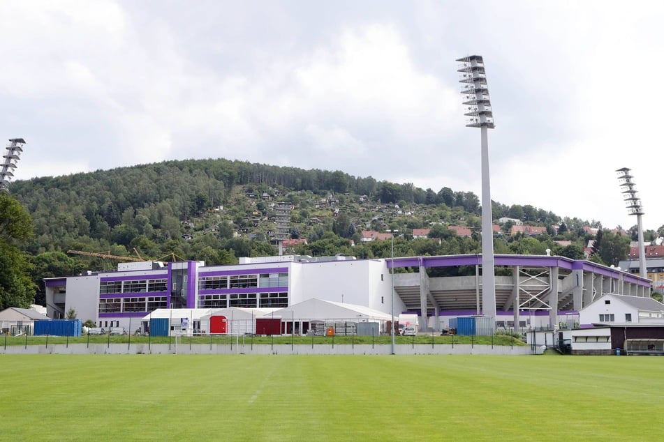 Der einzige Hingucker derzeit beim FCE: das Erzgebirgsstadion.