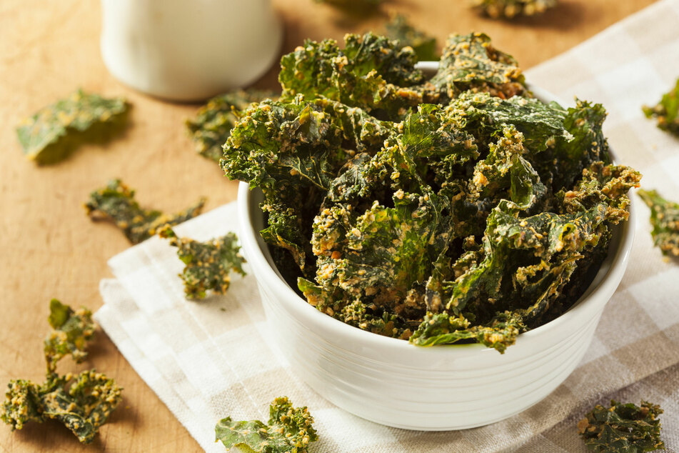 Knusprige Kale Chips aus Grünkohl, nicht nur Trend in den USA.