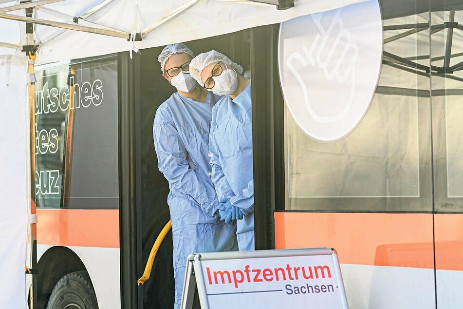 Durch Dresden rollen jetzt die mobilen Impfteams.