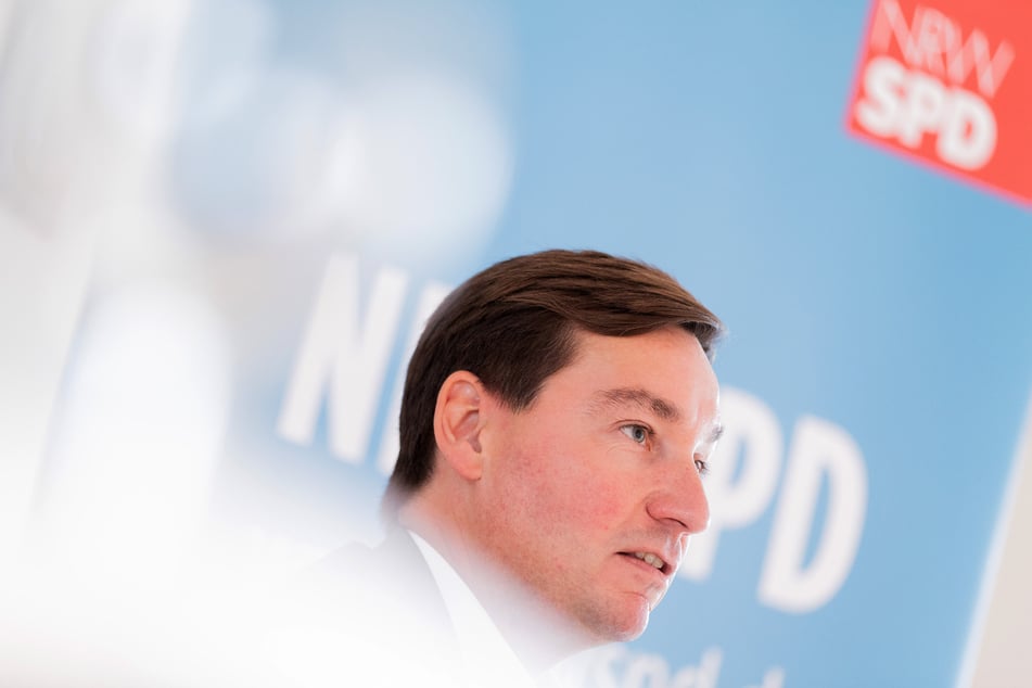 Digitaler Parteitag: SPD in NRW wählt neuen Vorsitzenden