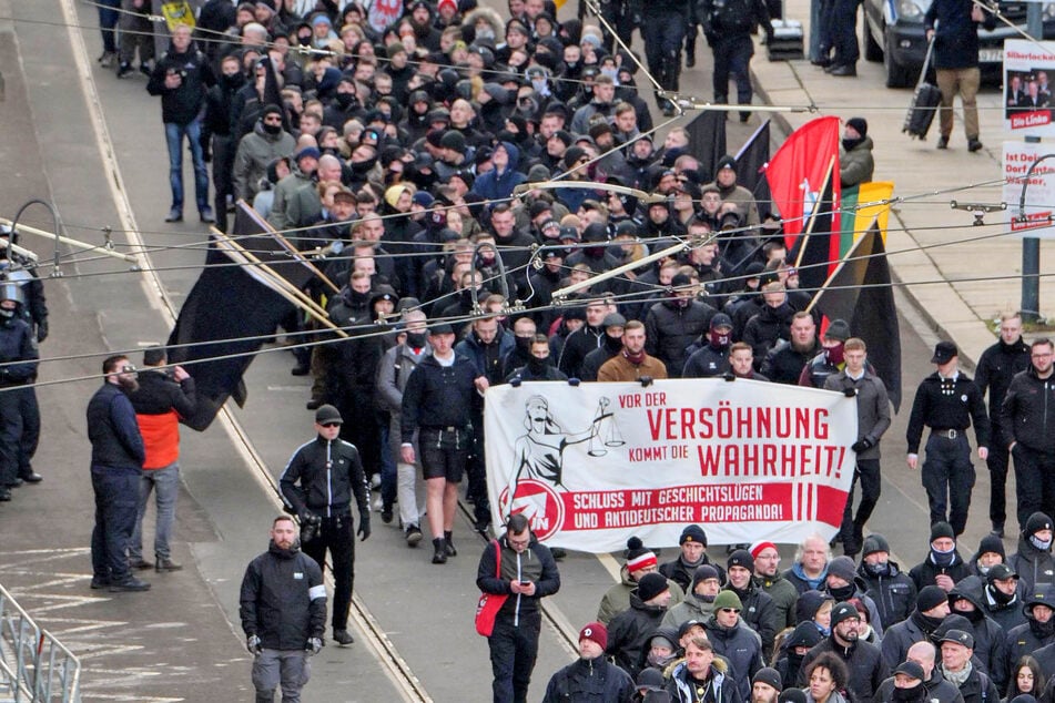 Dresden: Zum 13. Februar: Bündnis meldet Protestdemos gegen mehr als 1000 Neonazis