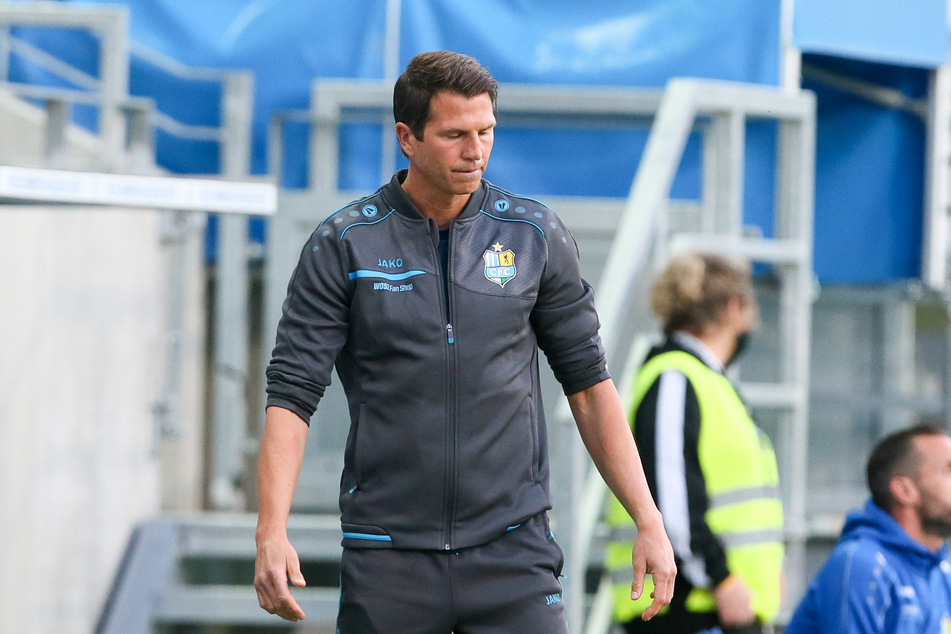 Richtig genießen kann Trainer Patrick Glöckner den Sieg gegen Münster nicht. Mit Blick aufs Würzburg-Spiel plagen ihn personelle Probleme.