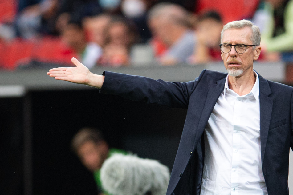 Keine sechs Monate im Amt: Ex-BVB-Coach Stöger schon wieder entlassen!