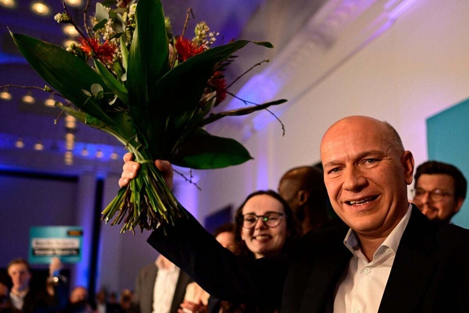 CDU-Mann Kai Wegner (50) darf sich über den Wahlsieg freuen.