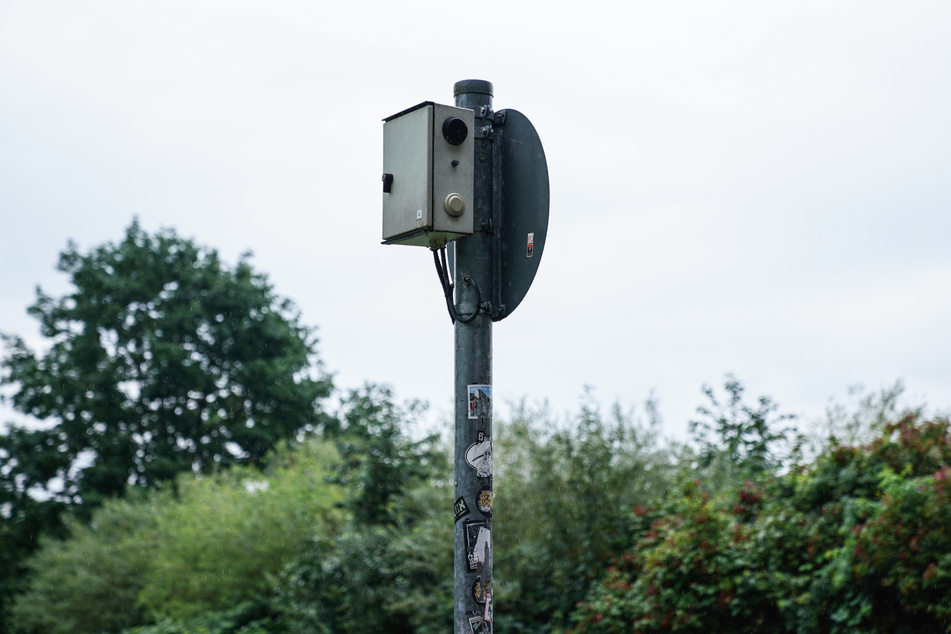 Auf dem sächsischen Teil des Elberadwegs gibt es zwar Zählstellen, wie hier an der Dresdner Waldschlößchenbrücke. Aber insgesamt sind es zu wenige.