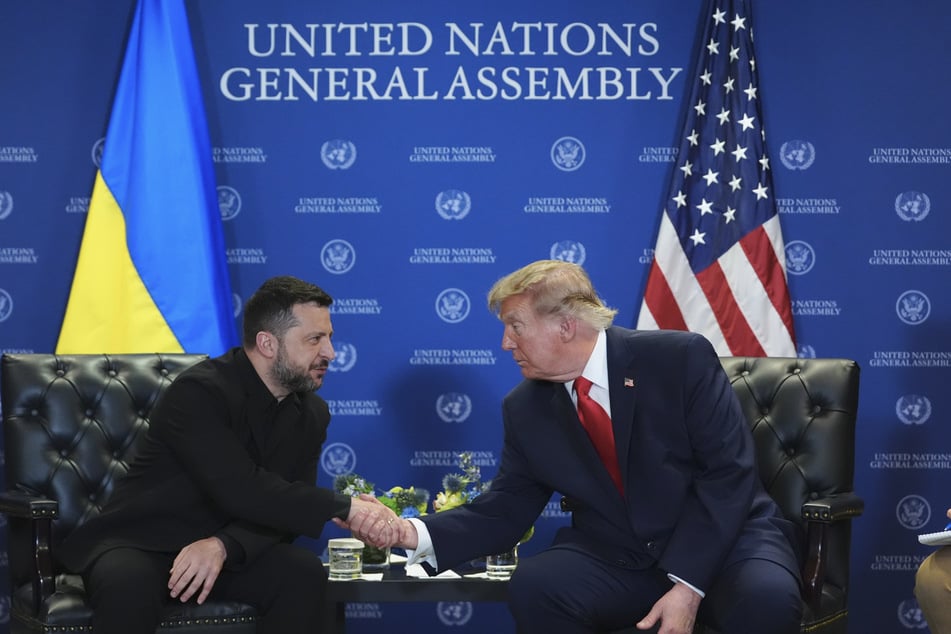 Wolodymyr Selenskyj (48, l.) und US-Präsident Donald Trump (80) sind sich längst nicht so einig, wie es auf diesem Foto von September scheint.