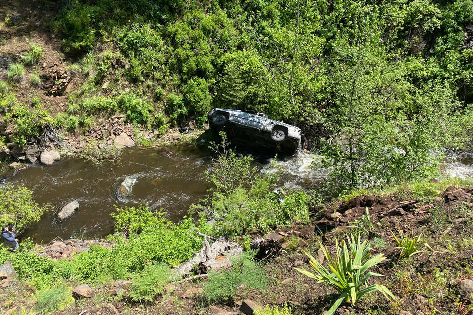 Brandon Garrett stürzte mit seinem Auto in eine Schlucht und zog sich dabei mehrere Verletzungen zu.