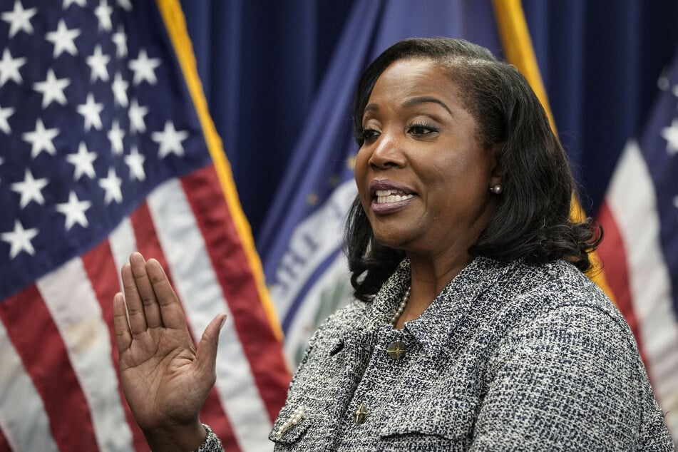 Lisa Cook takes the oath of office to serve as a member of the Board of Governors at the Federal Reserve System during a ceremony in Washington DC on May 23, 2022.