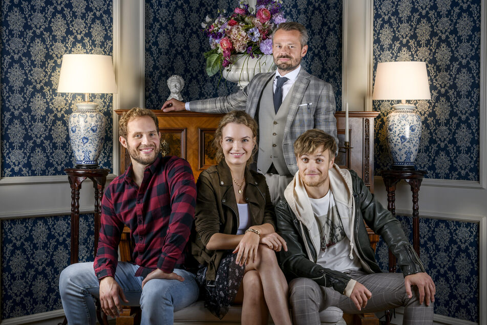 Sturm der Liebe bekommt Unterstützung: (v.l.n.r.) Arne Löber, Christina Arends, Sven Waasner (hinten) und Stefan Hartmann gehören zum festen SdL-Cast.