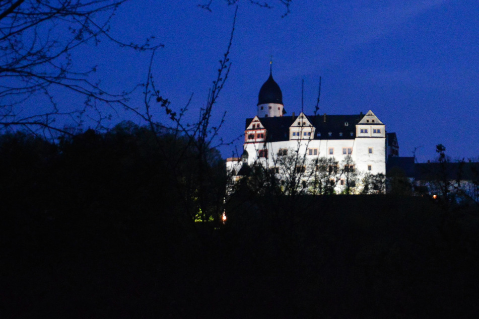 Begebt Euch auf die winterlichen Spuren auf Schloss Rochsburg.