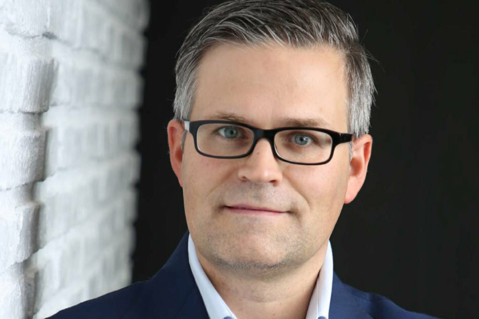 Der Dresdner Immobilien-Unternehmer und Werft-Eigentümer Sven Spielvogel (46) will die Weiße Flotte retten.