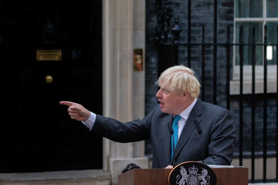 Großbritanniens Ex-Premier Boris Johnson teilte ordentlich gegen seinen damaligen Amtskollegen Emmanuel Macron aus.
