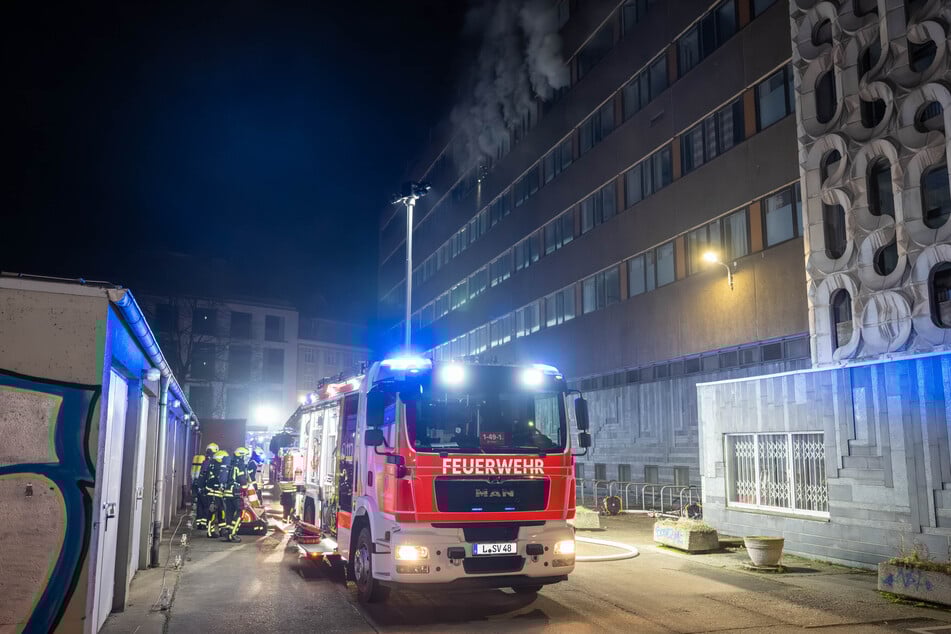 In Leipzigs ehemaliger Stasi-Zentrale an der Großen Fleischergasse ist es in der Nacht zu Samstag erneut zu einem Brand gekommen.