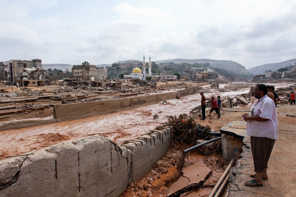 Nach den verheerenden Überschwemmungen in Libyen geht in dem Bürgerkriegsland die Sorge vor einem möglichen Ausbruch der Magen-Darm-Krankheit Cholera um.