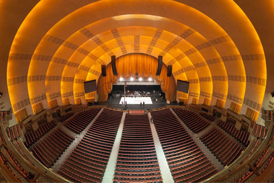 The 75th Annual Tony Awards will be held once again at the legendary Radio City Music Hall in NYC.
