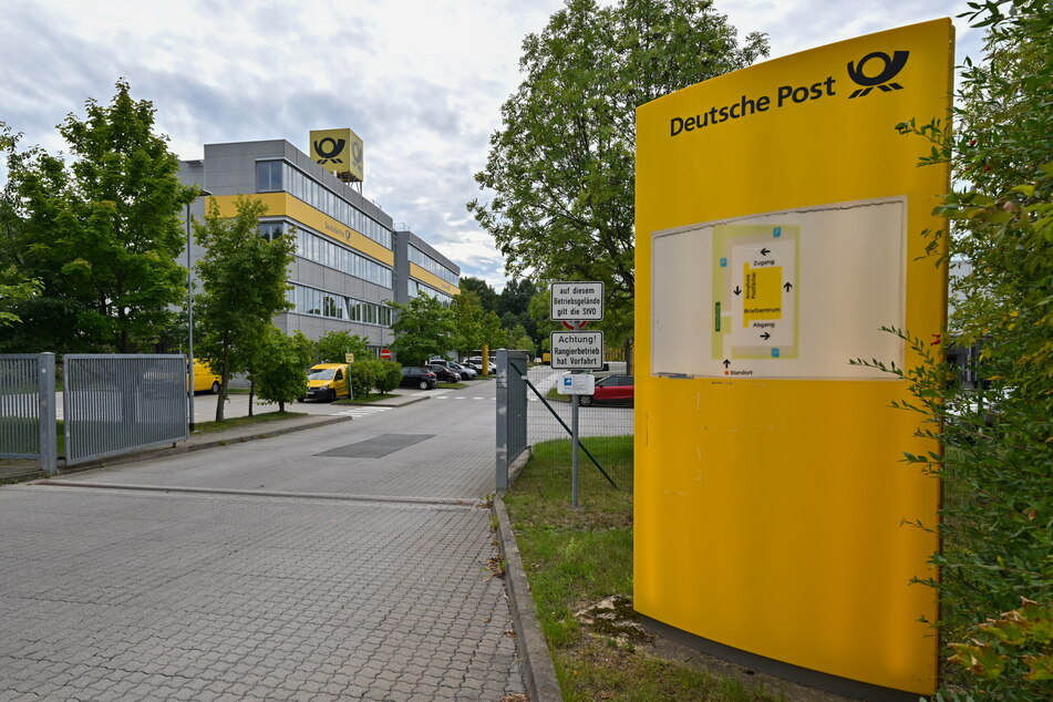 Das Briefzentrum in Chemnitz kann pro Nacht bis zu 1,5 Millionen Sendungen bearbeiten.