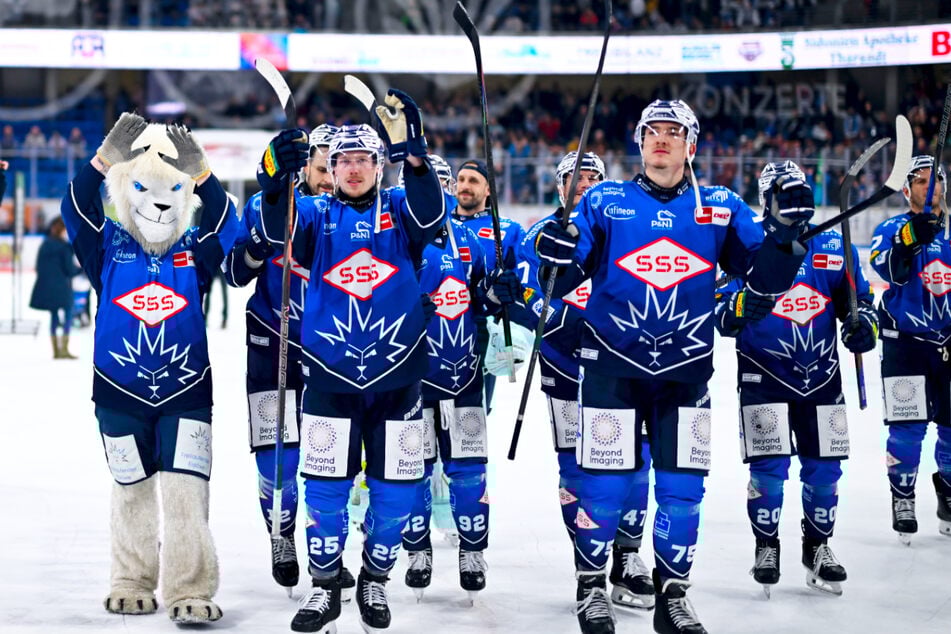 Diese Vorteile bringt Euch eine Premium-Dauerkarte bei Heimspielen der Eislöwen