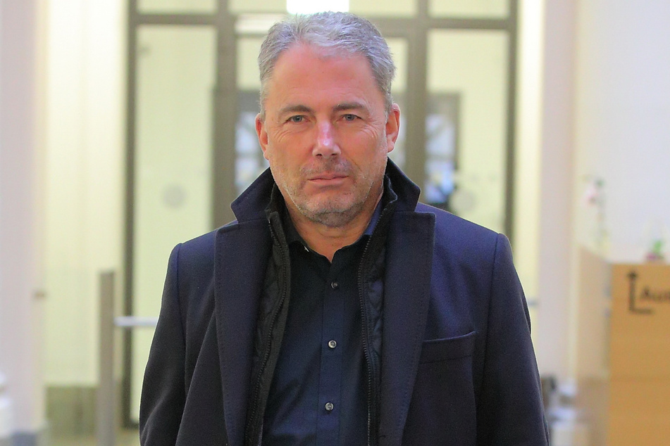 Dynamo Geschäftsführer Jürgen Wehlend (56) sagte im Landgericht zu den Krawallen und dessen Folgen aus.