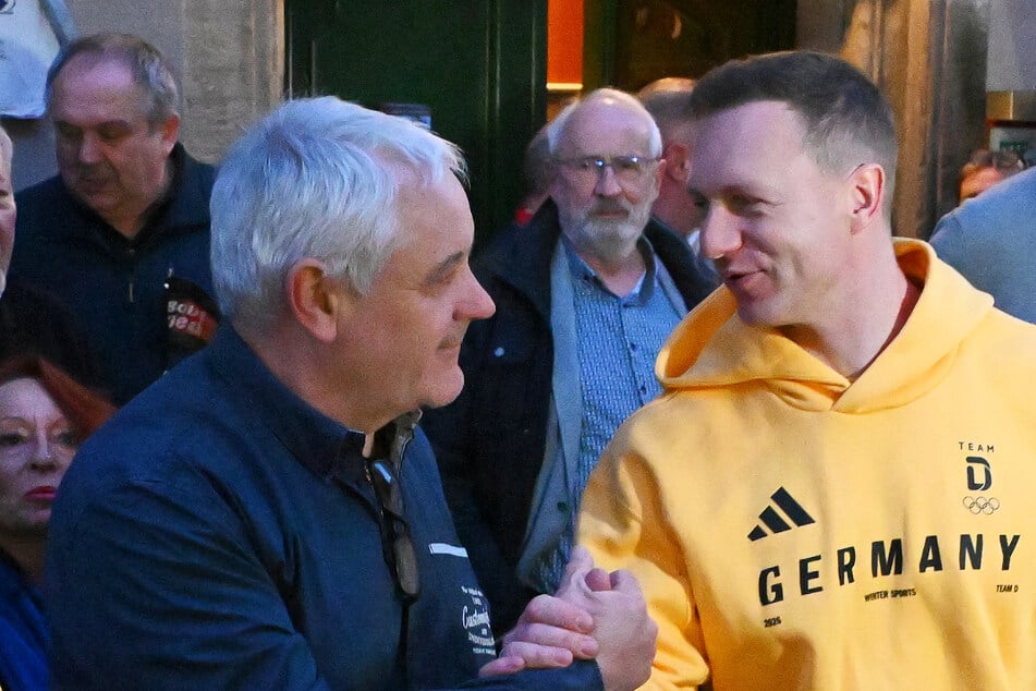 Friedrich (r.) mit dem Olympiasieger von 1994 in Lillehammer, Harald Czudaj (63, l.).