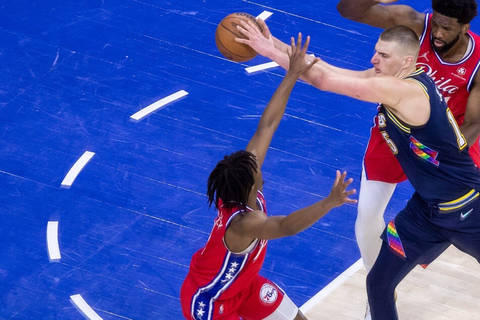 NBA: Nuggets dig deep for a big comeback win over the Sixers