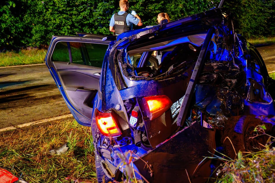 16-Jährige stirbt bei Unfall in Südhessen, drei weitere junge Menschen schwer verletzt
