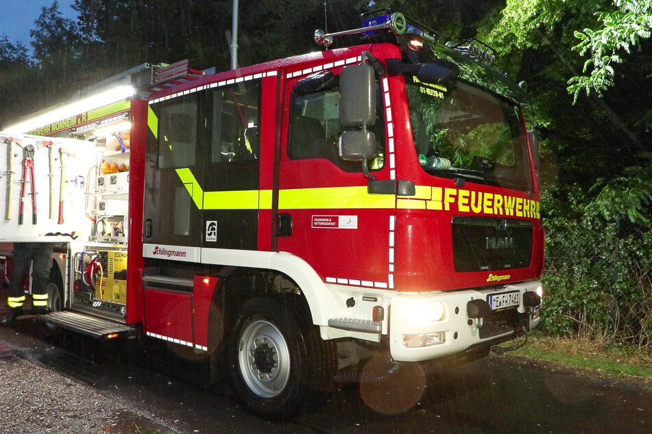 Etliche Feuerwehrkräfte waren in der vergangenen Nacht zu sturmbedingten Einsätzen ausgerückt.